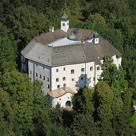 Hotel Schloss Amerang 外观 照片