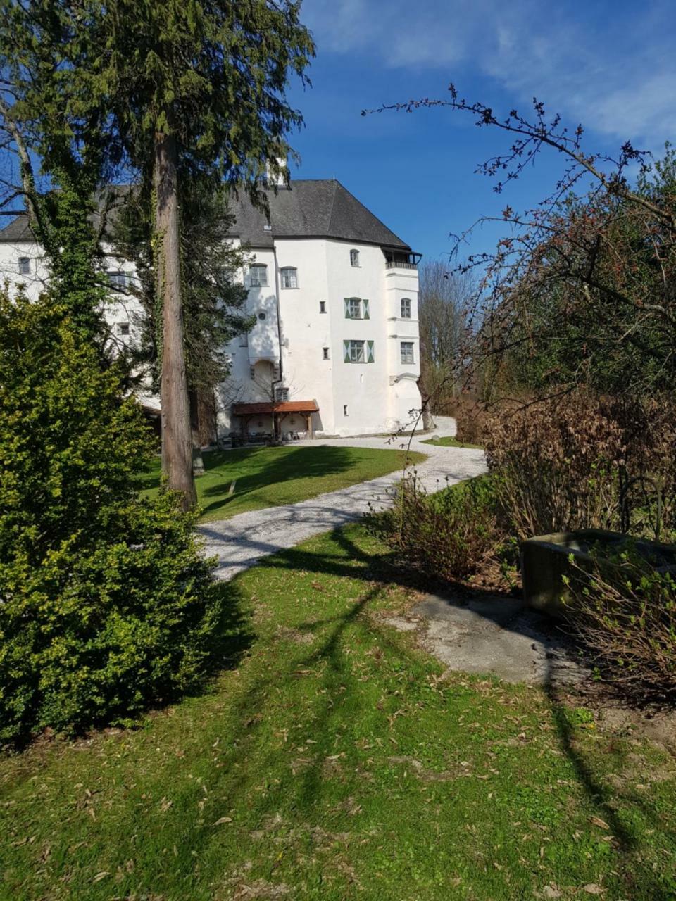 Hotel Schloss Amerang 外观 照片